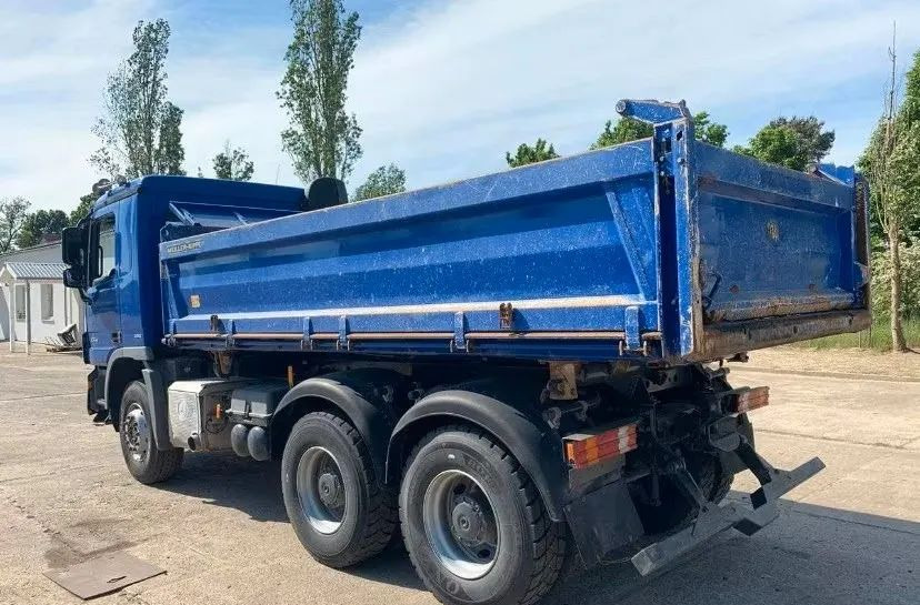 Mercedes-Benz Actros 3344 6x4 / Wywrotka trójstronna Miller / Euro 5 / - Camión volquete: foto 2 Mercedes-Benz Actros 3344 6x4 / Wywrotka trójstronna Miller / Euro 5 / - Camión volquete: foto 2