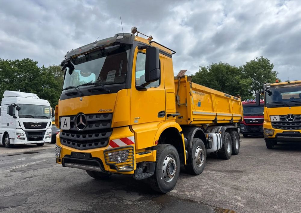 Camión volquete Mercedes-Benz Arocs 4151 8x4 • Retarder • Meiller Bordmatik • Euro 6c: foto 1