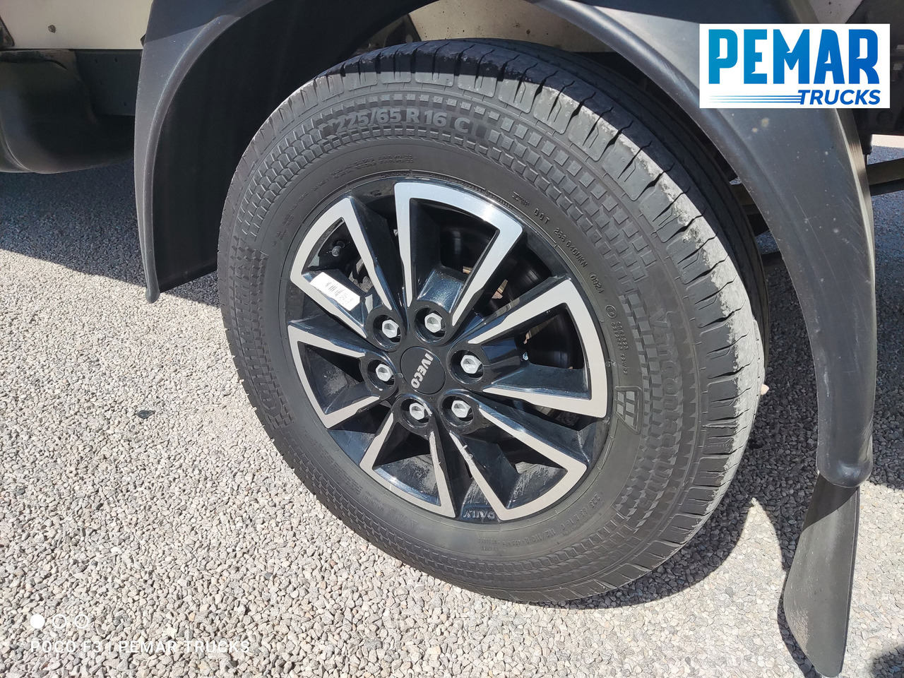 Furgoneta frigorifica IVECO DAILY 35.140 FRIGORIFICO 140 CV EURO 6: foto 16