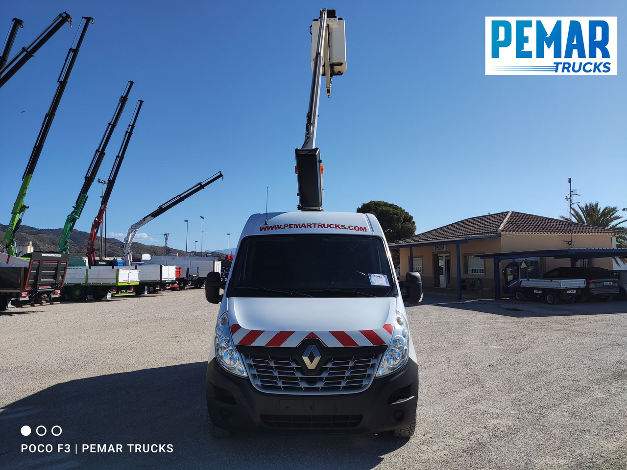 RENAULT MASTER 2.3 DCI CESTA ELEVADORA PORTAPERSONAS 130 CV - Furgoneta de pasajeros: foto 2 RENAULT MASTER 2.3 DCI CESTA ELEVADORA PORTAPERSONAS 130 CV - Furgoneta de pasajeros: foto 2