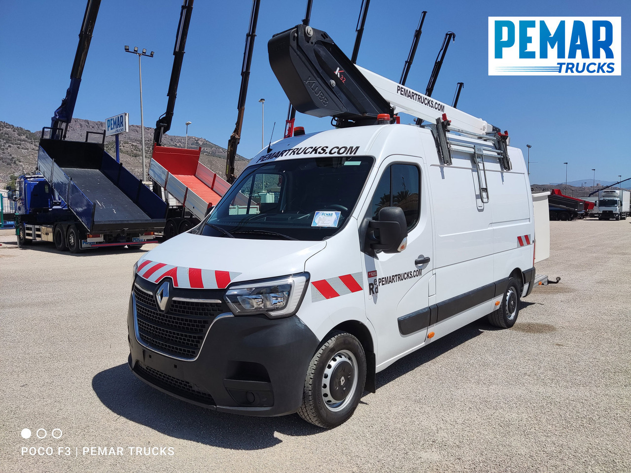 RENAULT MASTER 2.3 DCI CESTA ELEVADORA PORTAPERSONAS 150 CV - Furgoneta de pasajeros: foto 2 RENAULT MASTER 2.3 DCI CESTA ELEVADORA PORTAPERSONAS 150 CV - Furgoneta de pasajeros: foto 2