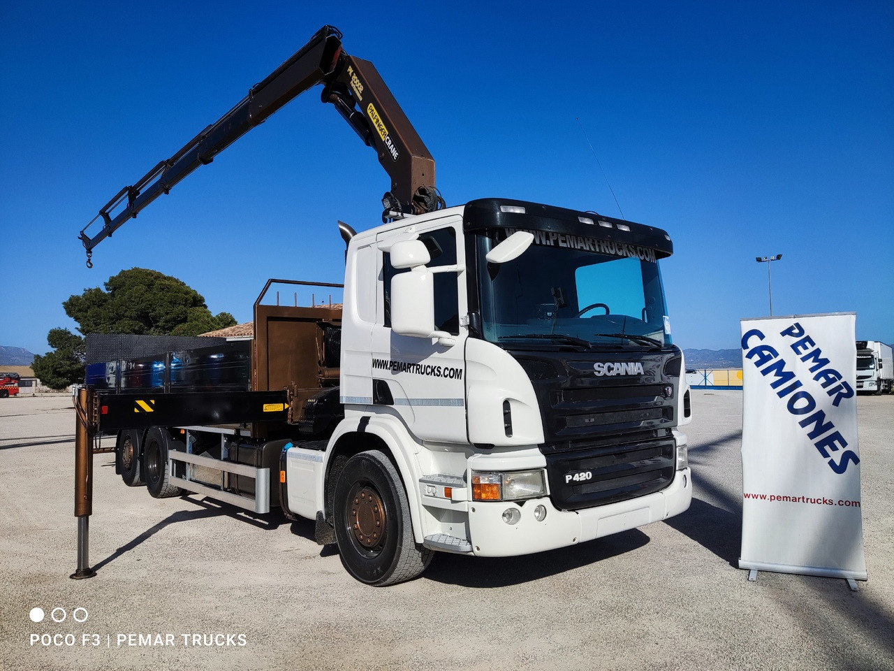 SCANIA P 420 6X2 GRUA CAJA FIJA - Camión portacontenedore/ Intercambiable, Camión grúa: foto 3 SCANIA P 420 6X2 GRUA CAJA FIJA - Camión portacontenedore/ Intercambiable, Camión grúa: foto 3