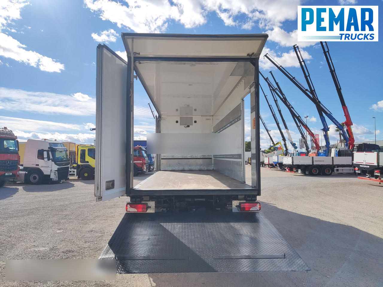 Leasing de SCANIA P 450 6X2 CAJA CERRADA SCANIA P 450 6X2 CAJA CERRADA: foto 12