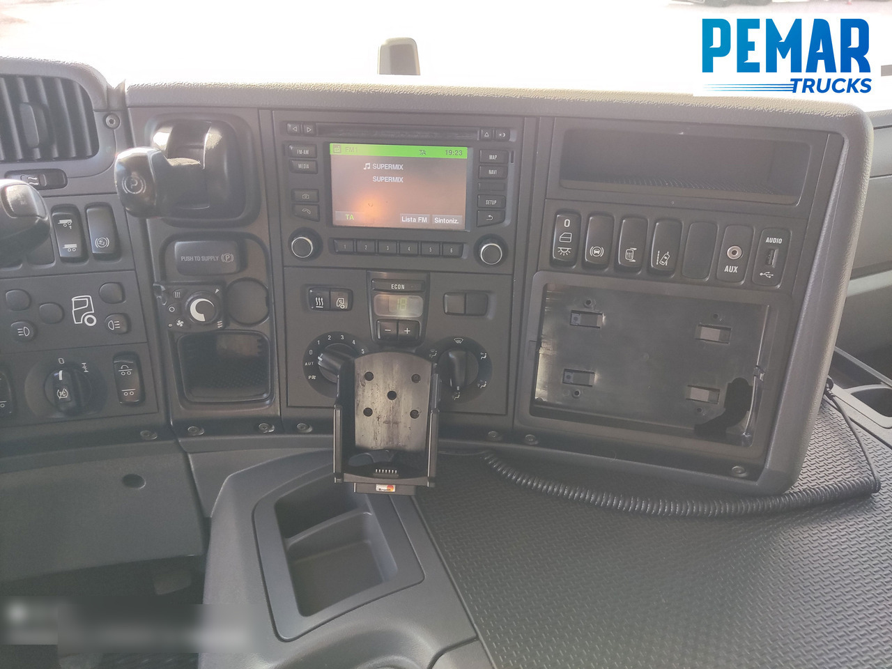 Leasing de SCANIA P 450 6X2 CAJA CERRADA SCANIA P 450 6X2 CAJA CERRADA: foto 26