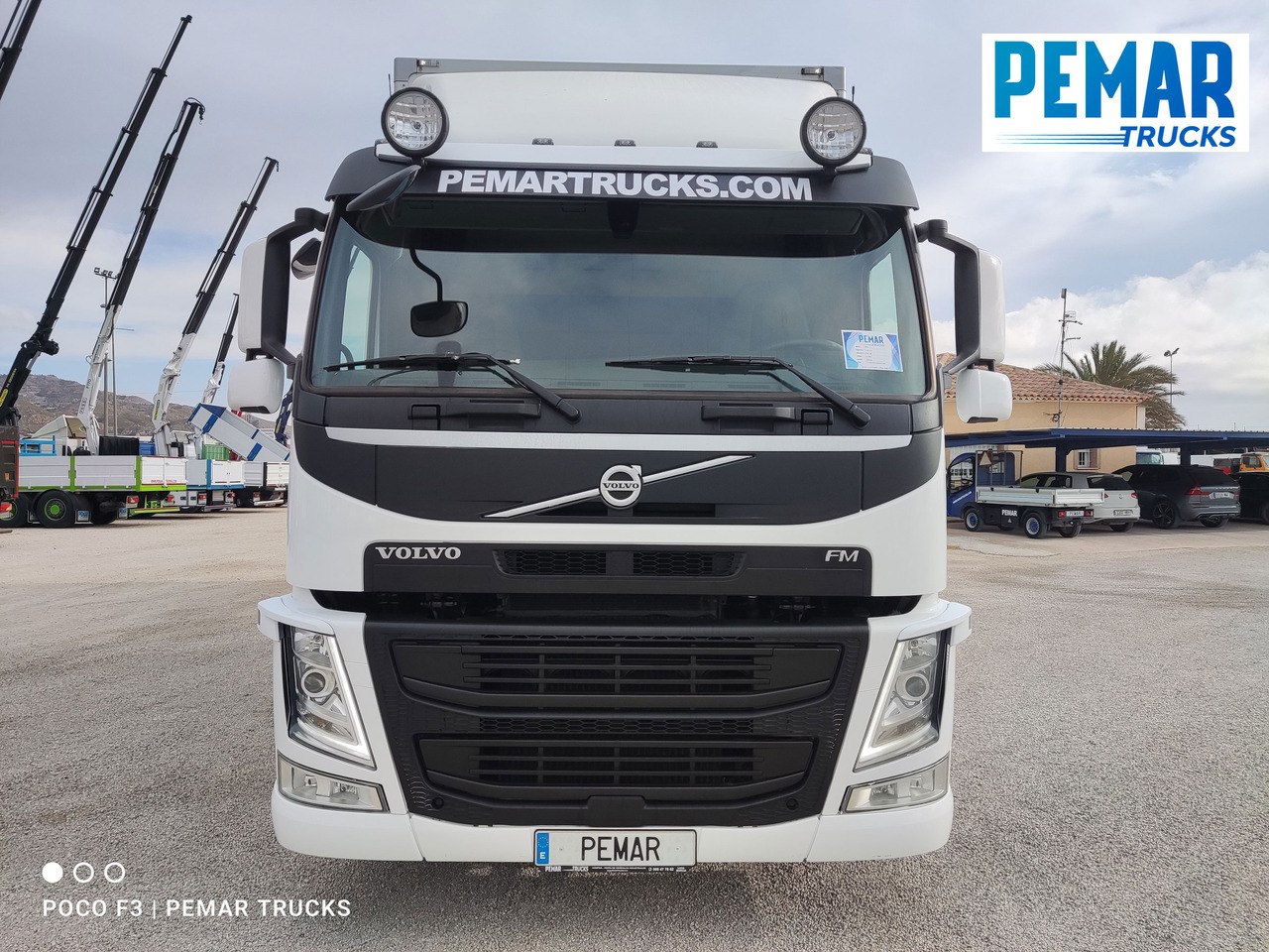 VOLVO FM 330 4X2 FRIGORIFICO 18T EURO 6 - Camión frigorífico: foto 2 VOLVO FM 330 4X2 FRIGORIFICO 18T EURO 6 - Camión frigorífico: foto 2