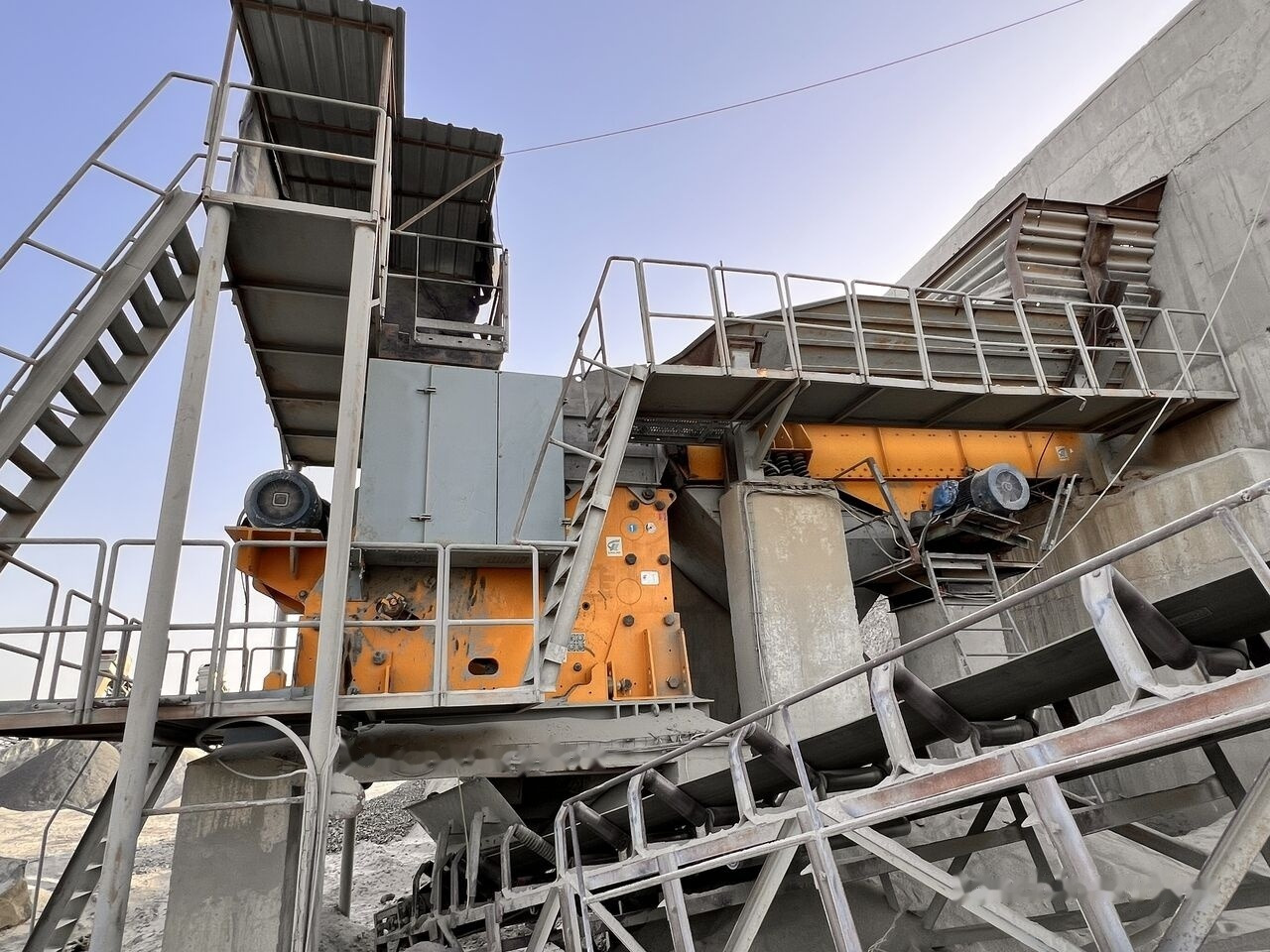 Kinglink C125 Basalt Stone Jaw Crusher - Trituradora de mandíbula: foto 2 Kinglink C125 Basalt Stone Jaw Crusher - Trituradora de mandíbula: foto 2