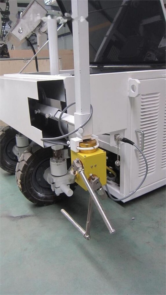 Kinglink MC450 Curbmaker/Curb maker - Trituradora de mandíbula: foto 5 Kinglink MC450 Curbmaker/Curb maker - Trituradora de mandíbula: foto 5