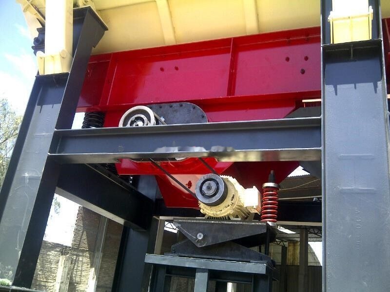Kinglink Vibrating feeder ZSW380*96 - Maquinaria para minería: foto 4 Kinglink Vibrating feeder ZSW380*96 - Maquinaria para minería: foto 4