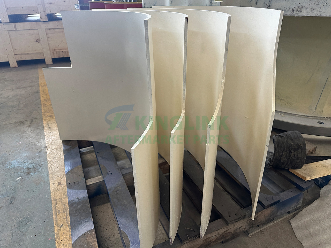 KINGLINK Cast Steel Main Frame Liner 1048512826 For HP200 Cone Crusher - Piezas de recambio para Maquinaria de construcción: foto 3 KINGLINK Cast Steel Main Frame Liner 1048512826 For HP200 Cone Crusher - Piezas de recambio para Maquinaria de construcción: foto 3