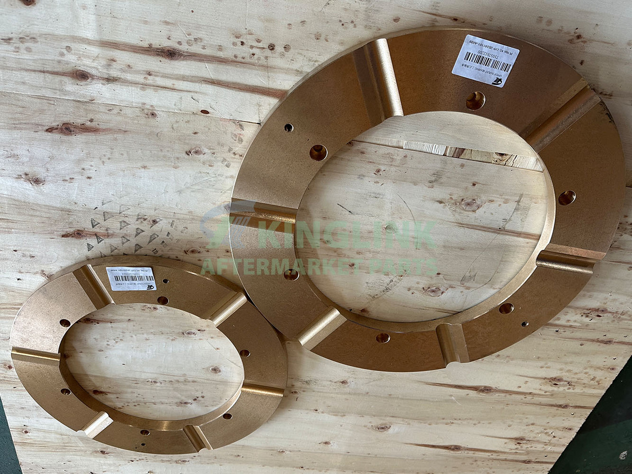 KINGLINK Copper Alloy Upper Thrust Bearing 1057602103 For HP200 Cone Crusher - Piezas de recambio para Maquinaria de construcción: foto 4 KINGLINK Copper Alloy Upper Thrust Bearing 1057602103 For HP200 Cone Crusher - Piezas de recambio para Maquinaria de construcción: foto 4