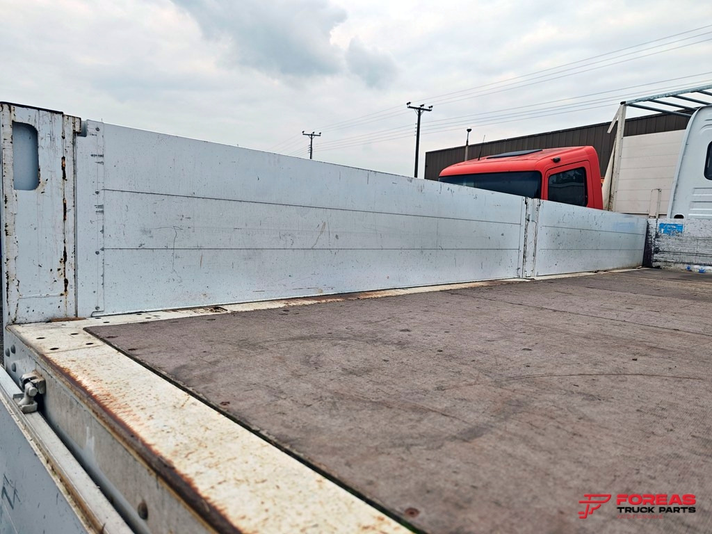 Carrocería abierta FLATBED BODY 5.20 M X 2.50 M WITH 50 CM HINGED DROPSIDES: foto 6