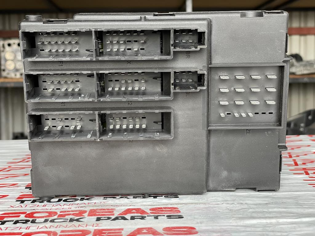 MAN ZBR 2 - 81.25806-7070 - Unidad de control para Camión: foto 1 MAN ZBR 2 - 81.25806-7070 - Unidad de control para Camión: foto 1