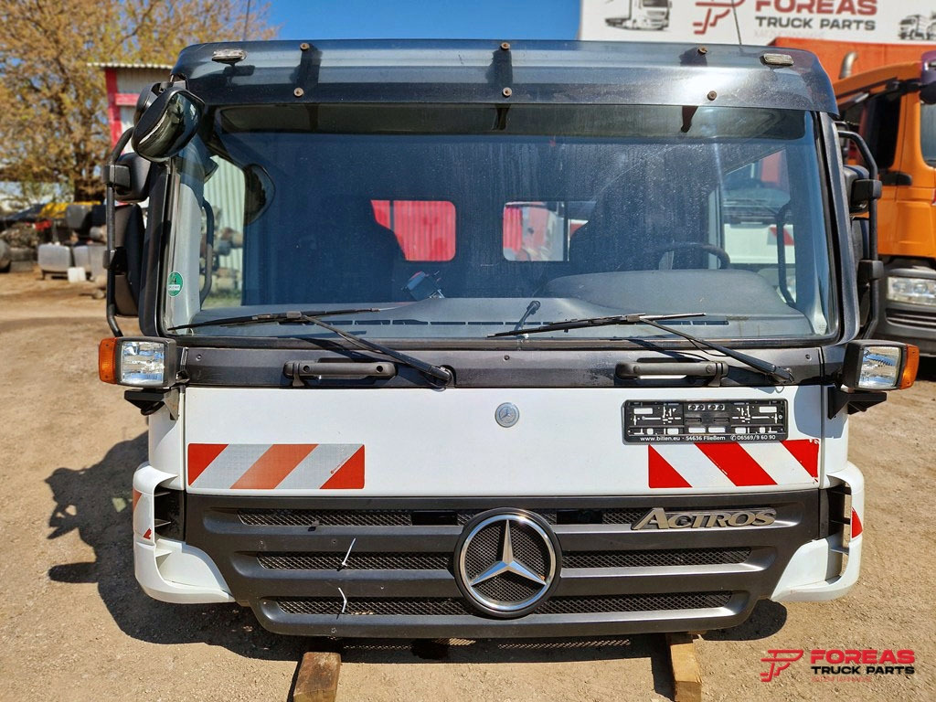 MERCEDES ACTROS MP2 MEDIUM - Cabina: foto 2 MERCEDES ACTROS MP2 MEDIUM - Cabina: foto 2