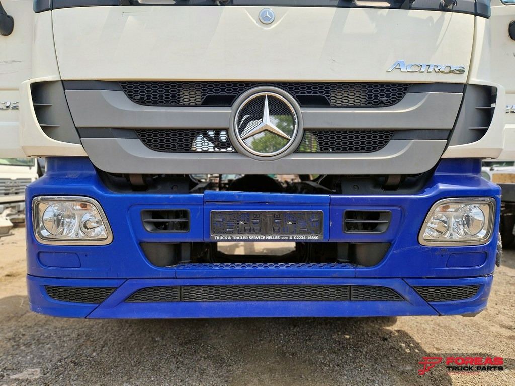 MERCEDES ACTROS MP3 SMALL WHITE - Cabina: foto 4 MERCEDES ACTROS MP3 SMALL WHITE - Cabina: foto 4