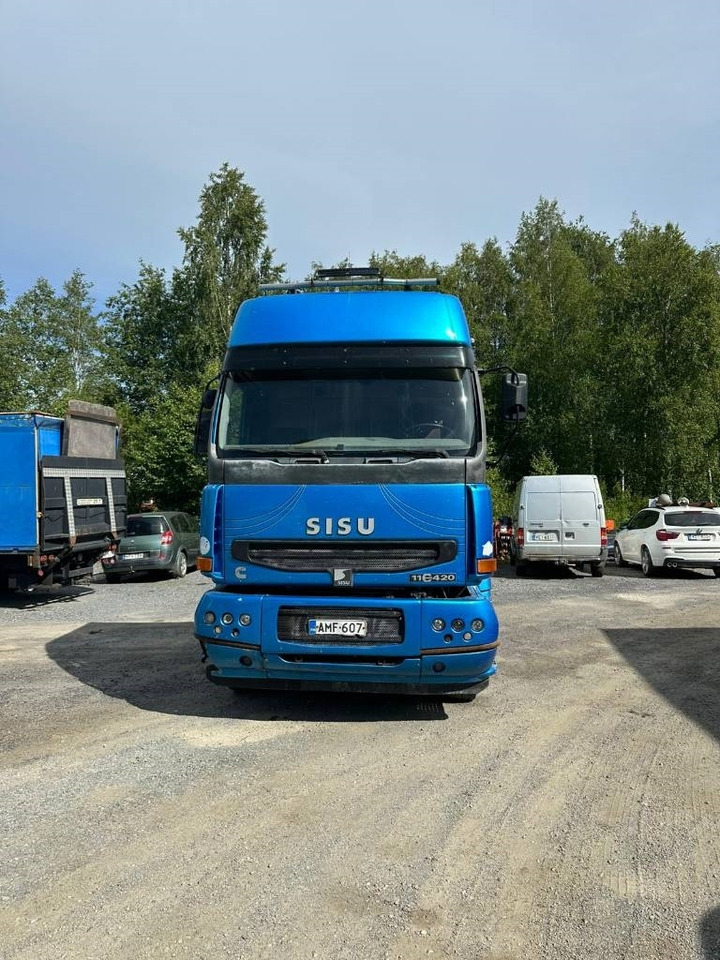 Leasing de Sisu E11  Sisu E11: foto 10