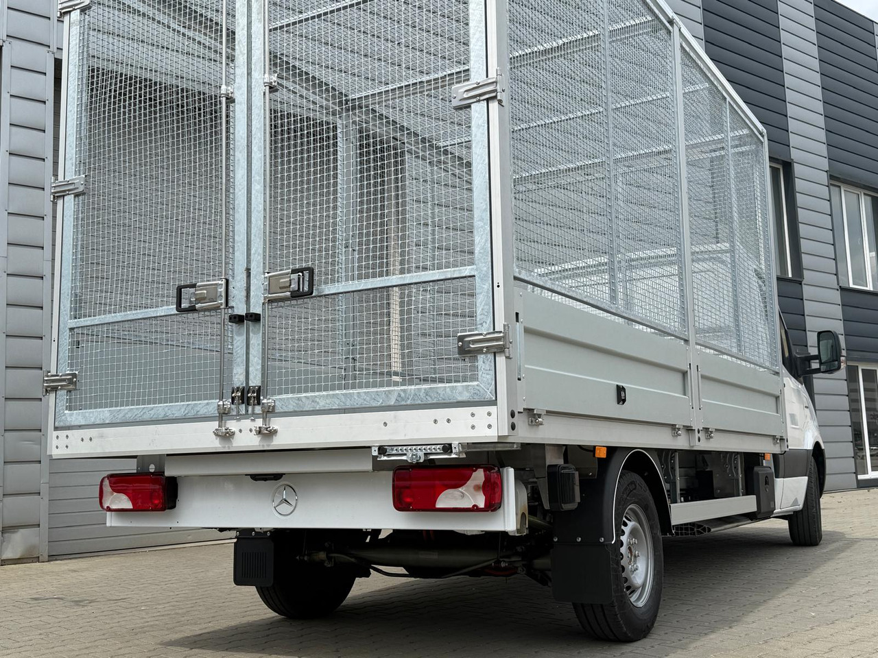 Furgoneta caja abierta, Furgoneta eléctrica nuevo Mercedes eSprinter: foto 6 Furgoneta caja abierta, Furgoneta eléctrica nuevo Mercedes eSprinter: foto 6