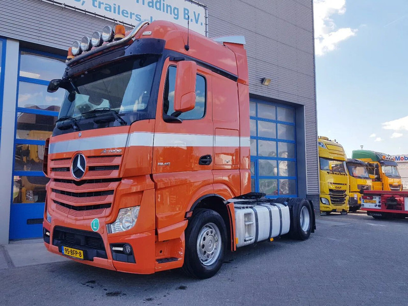 Mercedes-Benz Actros 1945 Double Tank New Apk TÜV - Cabeza tractora: foto 1 Mercedes-Benz Actros 1945 Double Tank New Apk TÜV - Cabeza tractora: foto 1