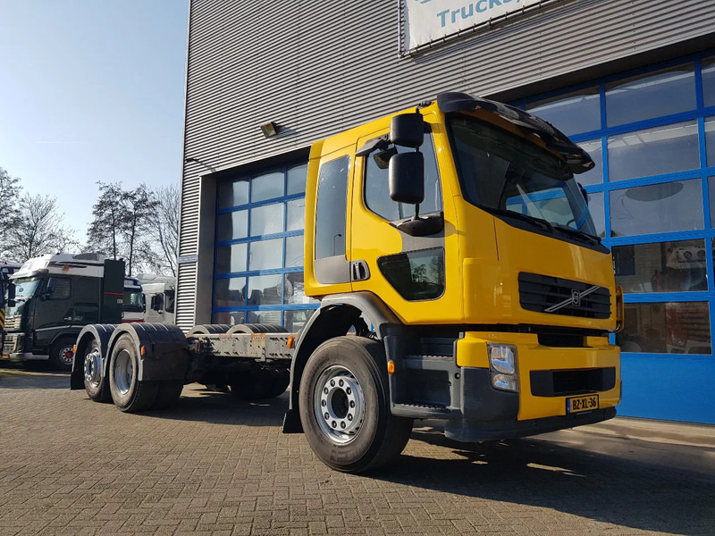 Volvo FE 300 EEV 6X2 Retarder Pto 234.000 KM - Camión chasis: foto 5 Volvo FE 300 EEV 6X2 Retarder Pto 234.000 KM - Camión chasis: foto 5