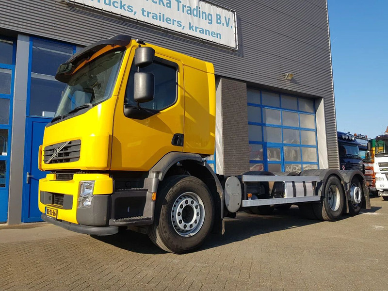 Volvo FE 300 EEV 6X2 Retarder Pto 234.000 KM TÜV - Camión chasis: foto 1 Volvo FE 300 EEV 6X2 Retarder Pto 234.000 KM TÜV - Camión chasis: foto 1