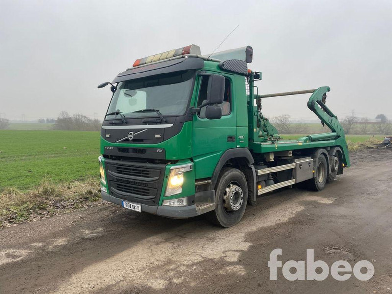 Volvo FM 410 - Camión portacontenedor de cadenas: foto 1 Volvo FM 410 - Camión portacontenedor de cadenas: foto 1