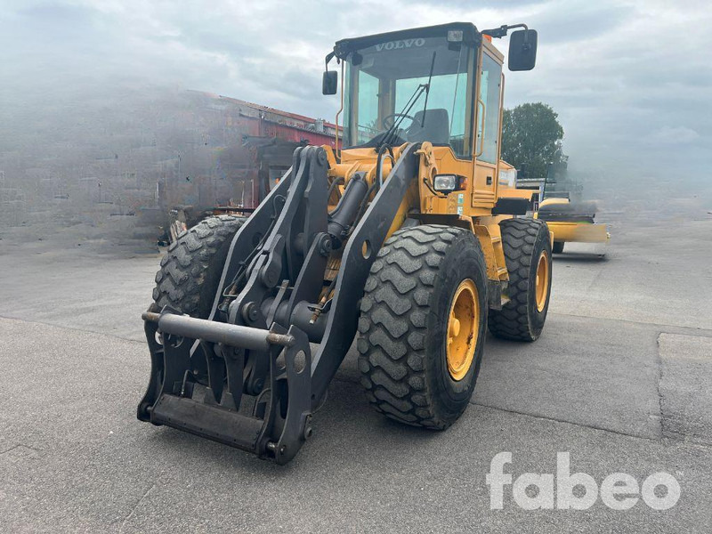 Volvo L70C - Cargadora de ruedas: foto 1 Volvo L70C - Cargadora de ruedas: foto 1