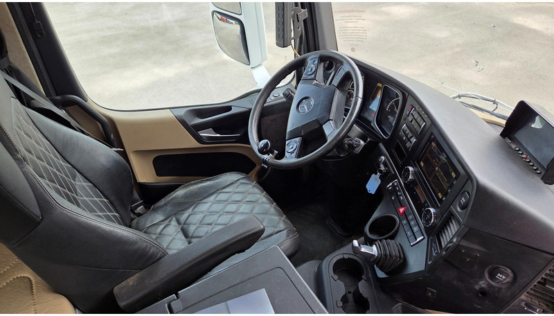 Camión multibasculante Mercedes-Benz Actros 2543 6X2*4: foto 9 Camión multibasculante Mercedes-Benz Actros 2543 6X2*4: foto 9