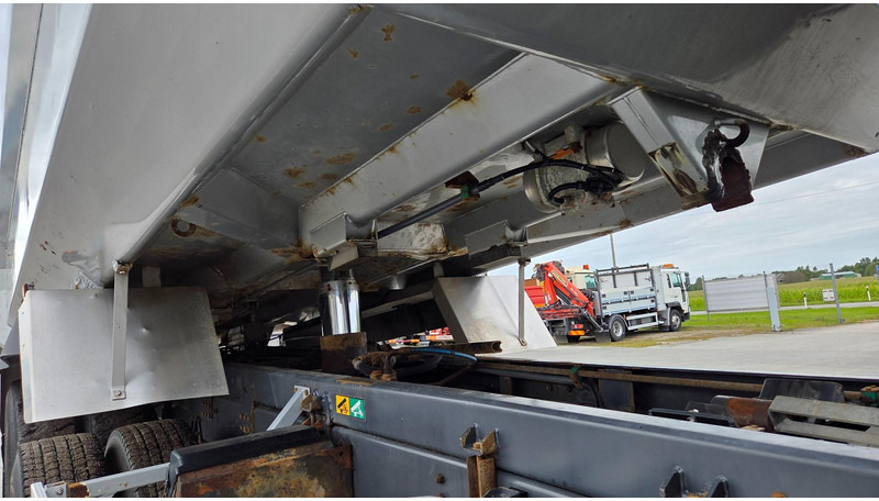 Camión volquete Scania P360 6X2 Full Steel: foto 7