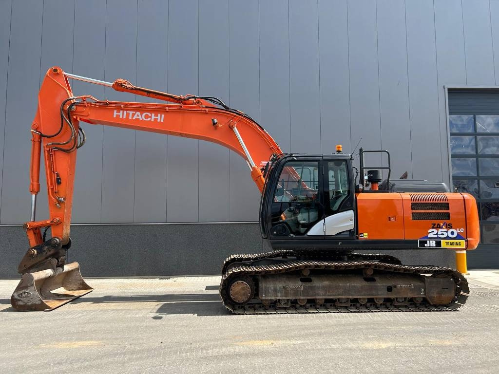 Hitachi ZX 250 LC-6 (GPS Prepared) - Excavadora de cadenas: foto 1 Hitachi ZX 250 LC-6 (GPS Prepared) - Excavadora de cadenas: foto 1