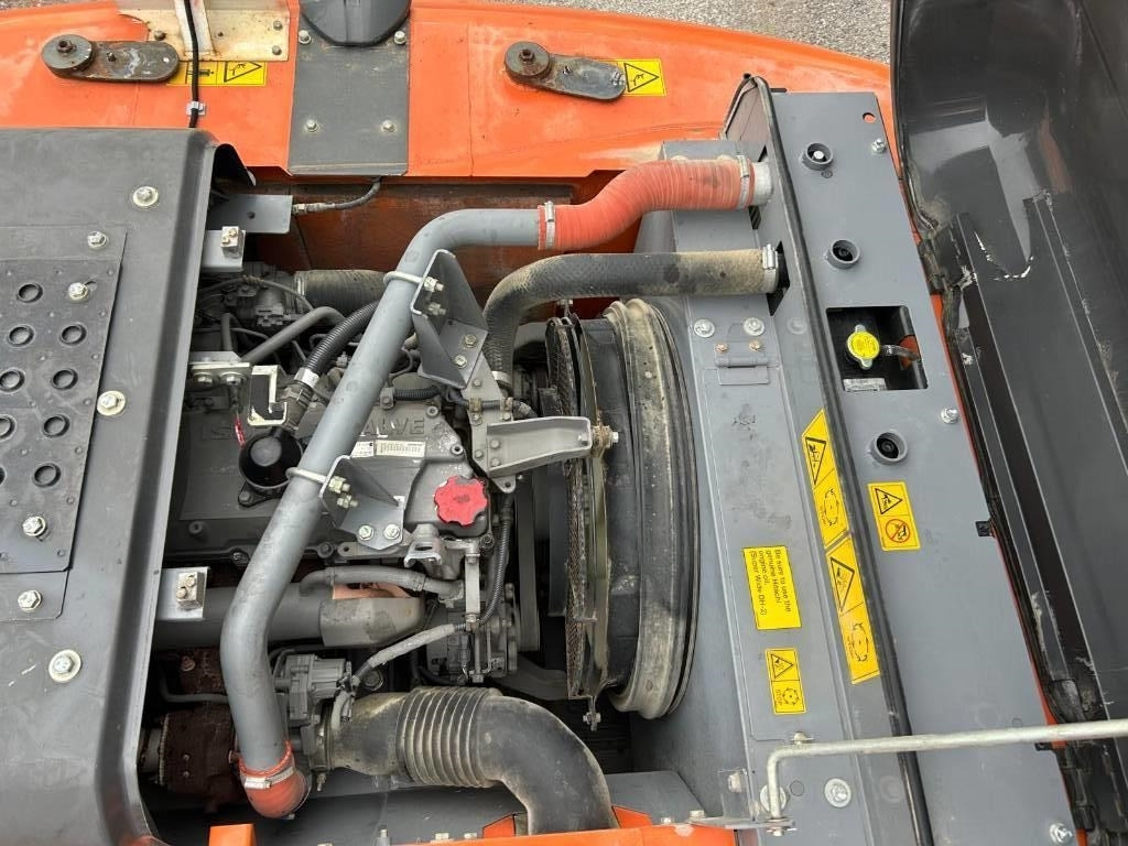 Leasing de Hitachi ZX220W-5B  Hitachi ZX220W-5B: foto 22