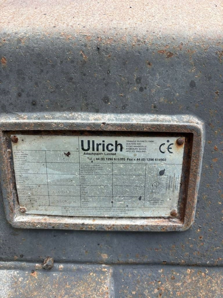 Cargadora de ruedas Volvo L 90 H (High tip + New tires): foto 14