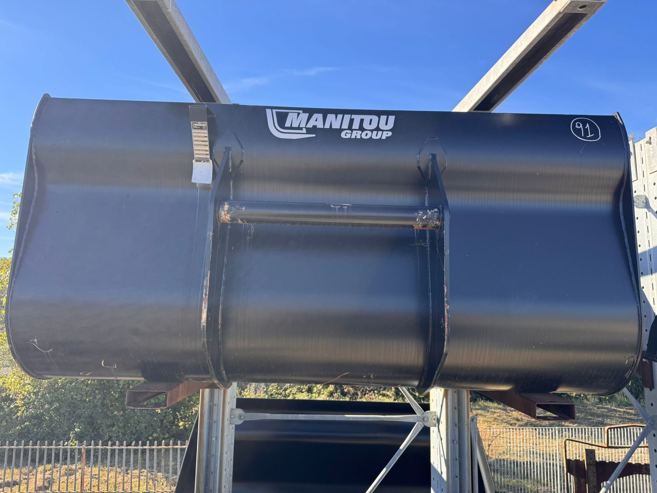 MANITOU CBA - Cazo para Manipulador telescópico: foto 2 MANITOU CBA - Cazo para Manipulador telescópico: foto 2