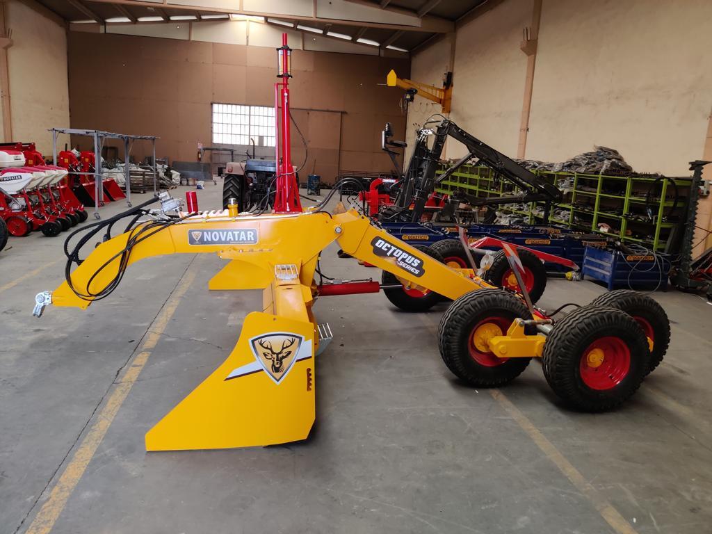 Novatar Laser Controlled Land Leveler - Equipo para trabajo del suelo: foto 5 Novatar Laser Controlled Land Leveler - Equipo para trabajo del suelo: foto 5