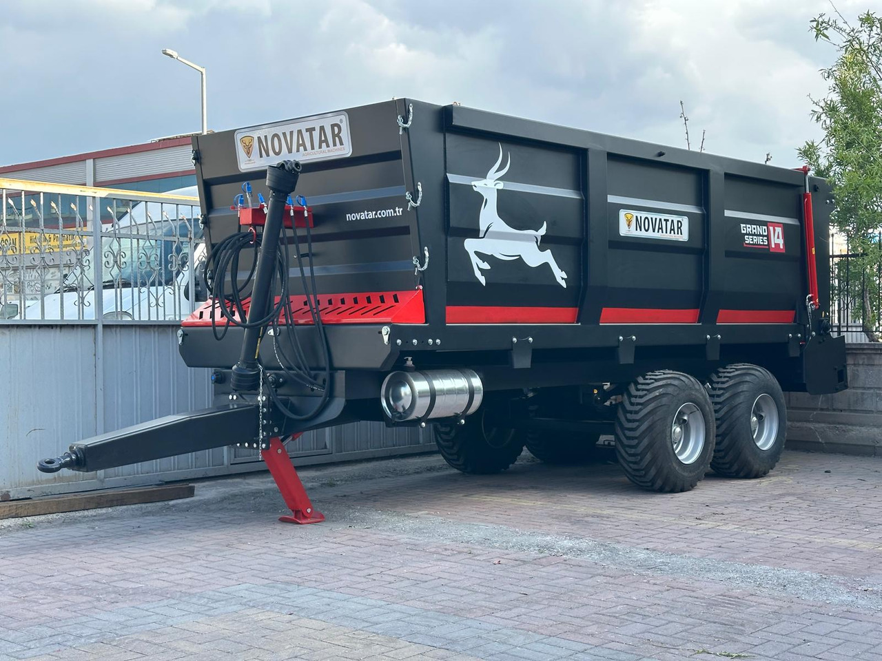 Novatar Manure Spreader Trailer 10 M3 - Esparcidor de estiércol: foto 2 Novatar Manure Spreader Trailer 10 M3 - Esparcidor de estiércol: foto 2