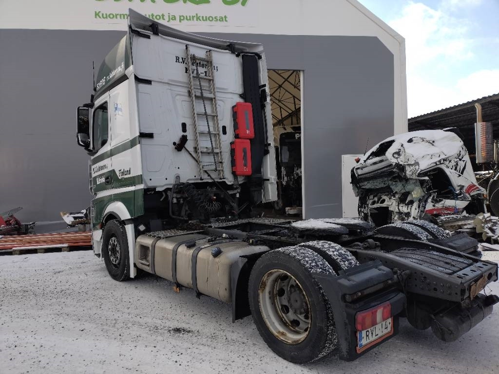 Mercedes-Benz Actros 1848 mega veturi - Cabeza tractora: foto 4 Mercedes-Benz Actros 1848 mega veturi - Cabeza tractora: foto 4