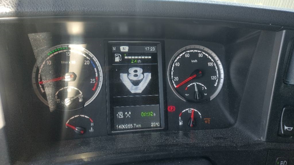 Leasing de Scania R520 6x2 väliteliveturi,hyvät varusteet  Scania R520 6x2 väliteliveturi,hyvät varusteet: foto 9