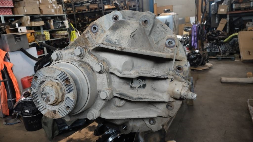 MAN HY-1350 takaperä 3,70 - Eje y piezas para Camión: foto 3 MAN HY-1350 takaperä 3,70 - Eje y piezas para Camión: foto 3