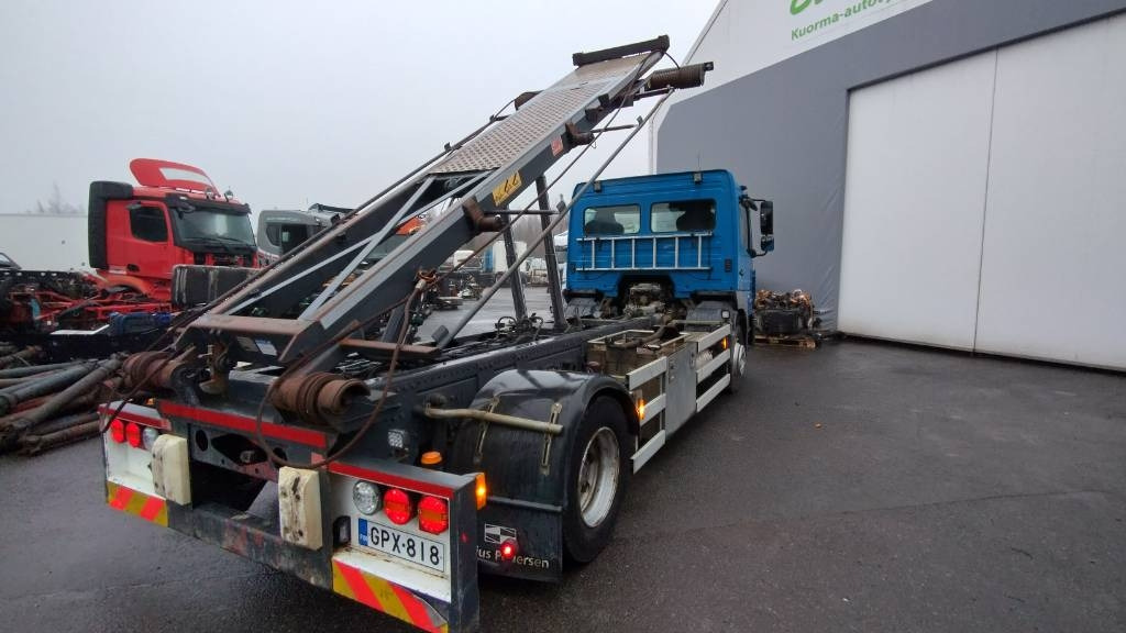 Mercedes-Benz Atego 1224 multilift vaijeri laite,euro6 250tkm!! - Camión portacontenedor de cadenas: foto 3 Mercedes-Benz Atego 1224 multilift vaijeri laite,euro6 250tkm!! - Camión portacontenedor de cadenas: foto 3