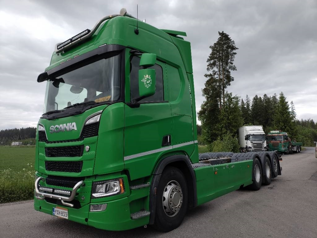 Scania R580 8x4 alusta 710tkm!! - Camión chasis: foto 1 Scania R580 8x4 alusta 710tkm!! - Camión chasis: foto 1