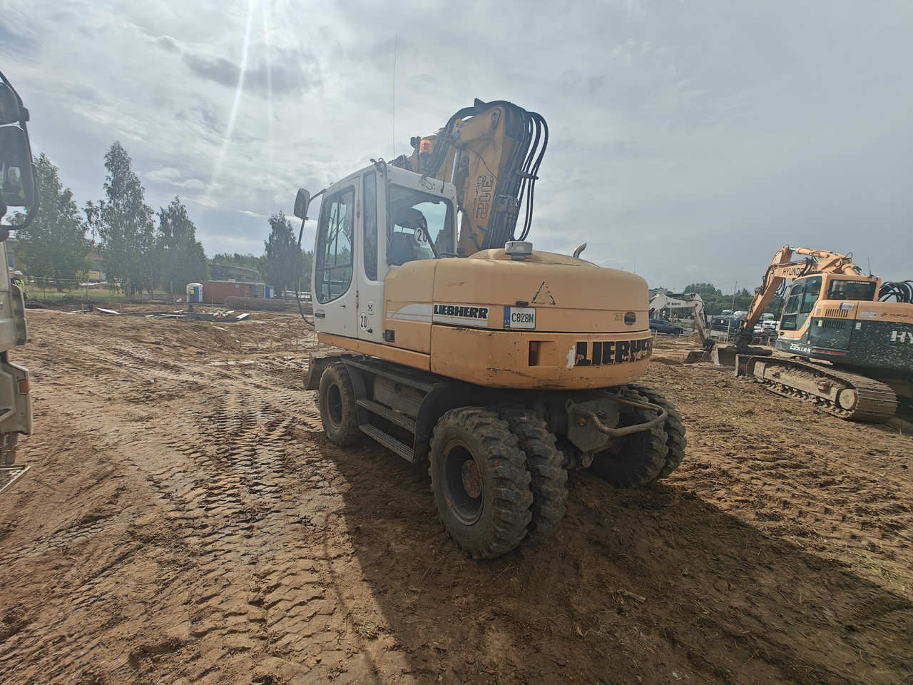 LIEBHERR A312 - Excavadora de ruedas: foto 5 LIEBHERR A312 - Excavadora de ruedas: foto 5