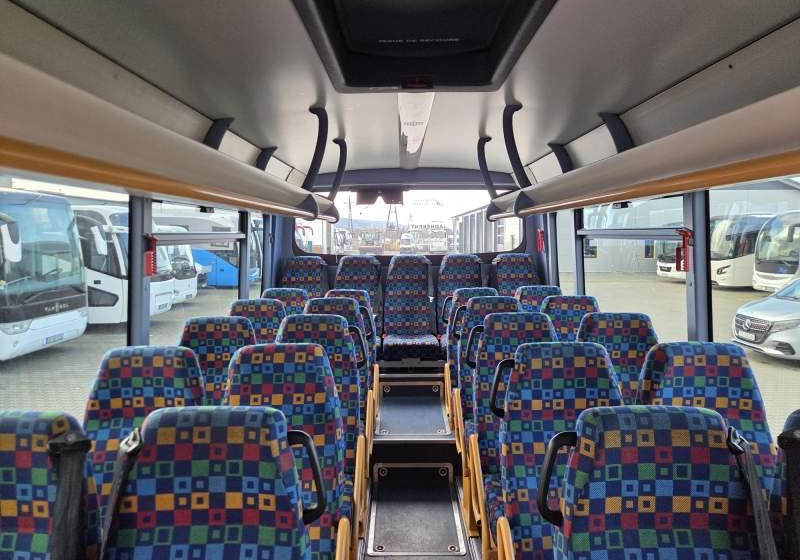 Autobús suburbano Irisbus RECREO/ SPROWADZONY/ KLIMA / 251 000 KM: foto 32 Autobús suburbano Irisbus RECREO/ SPROWADZONY/ KLIMA / 251 000 KM: foto 32