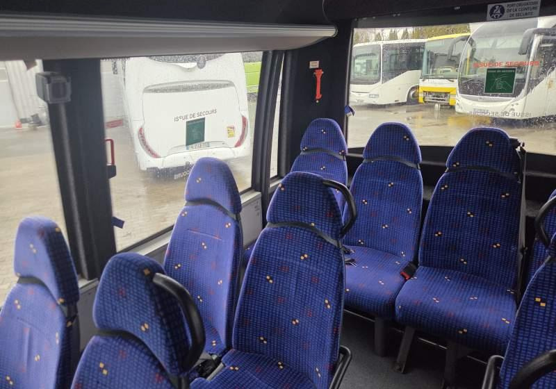 Irisbus WING2 / SPROWADZONY / 34 MIEJSCA/ MANUAL - Minibús, Furgoneta de pasajeros: foto 4 Irisbus WING2 / SPROWADZONY / 34 MIEJSCA/ MANUAL - Minibús, Furgoneta de pasajeros: foto 4