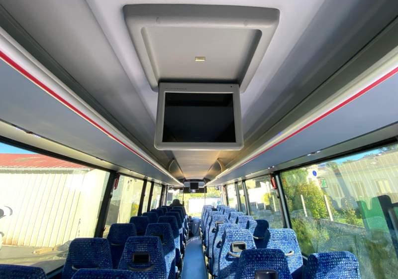 Neoplan TRENDLINER / SPROWADZONY / KLIMATYZACJA/ MANUAL - Autobús suburbano: foto 2 Neoplan TRENDLINER / SPROWADZONY / KLIMATYZACJA/ MANUAL - Autobús suburbano: foto 2