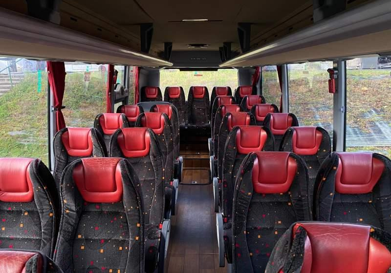 Temsa MD9 / SPROWADZONA/ SILNIK MAN / MANUAL - Autocar: foto 4 Temsa MD9 / SPROWADZONA/ SILNIK MAN / MANUAL - Autocar: foto 4