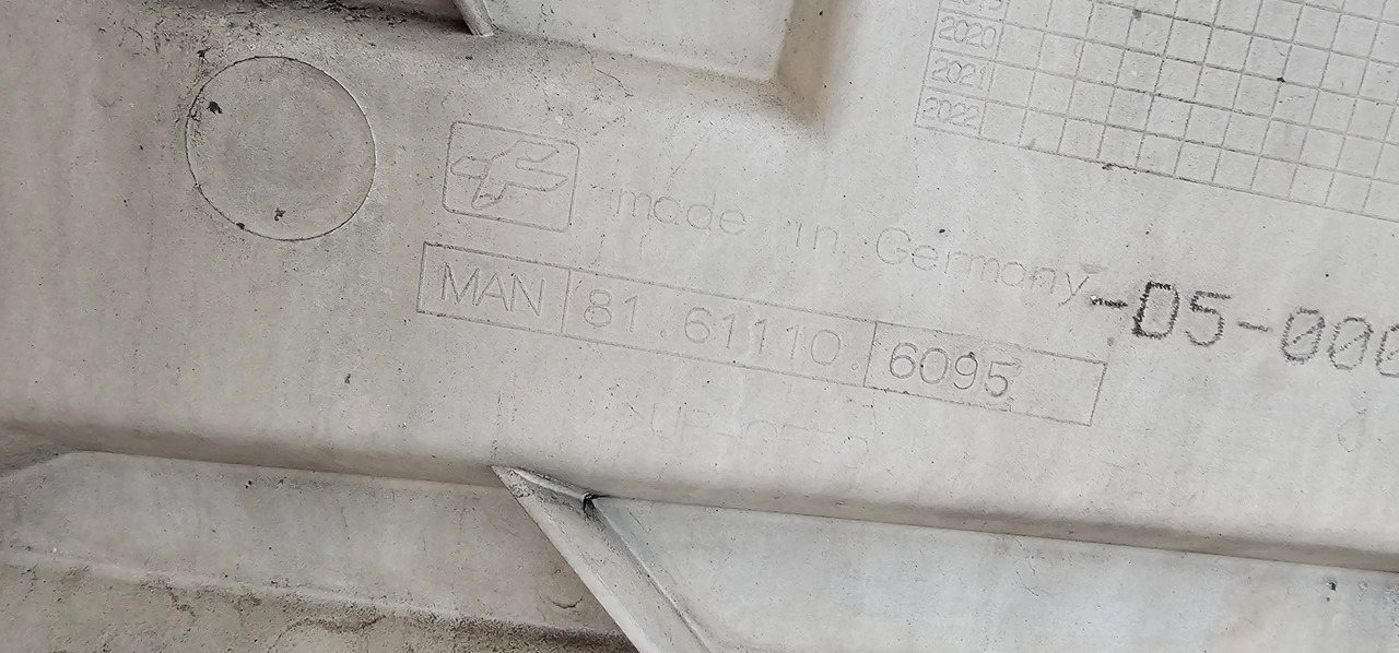 MAN MAN TGX, TGS EURO 6 front service door assembly, hood, radiator grille, front panel, front flap, front door 81611106081, 81611106095, 81611106058, 81611500143, 81611506094, 81611506070, 81611500146, 8 - Carrocería y exterior para Camión: foto 3 MAN MAN TGX, TGS EURO 6 front service door assembly, hood, radiator grille, front panel, front flap, front door 81611106081, 81611106095, 81611106058, 81611500143, 81611506094, 81611506070, 81611500146, 8 - Carrocería y exterior para Camión: foto 3
