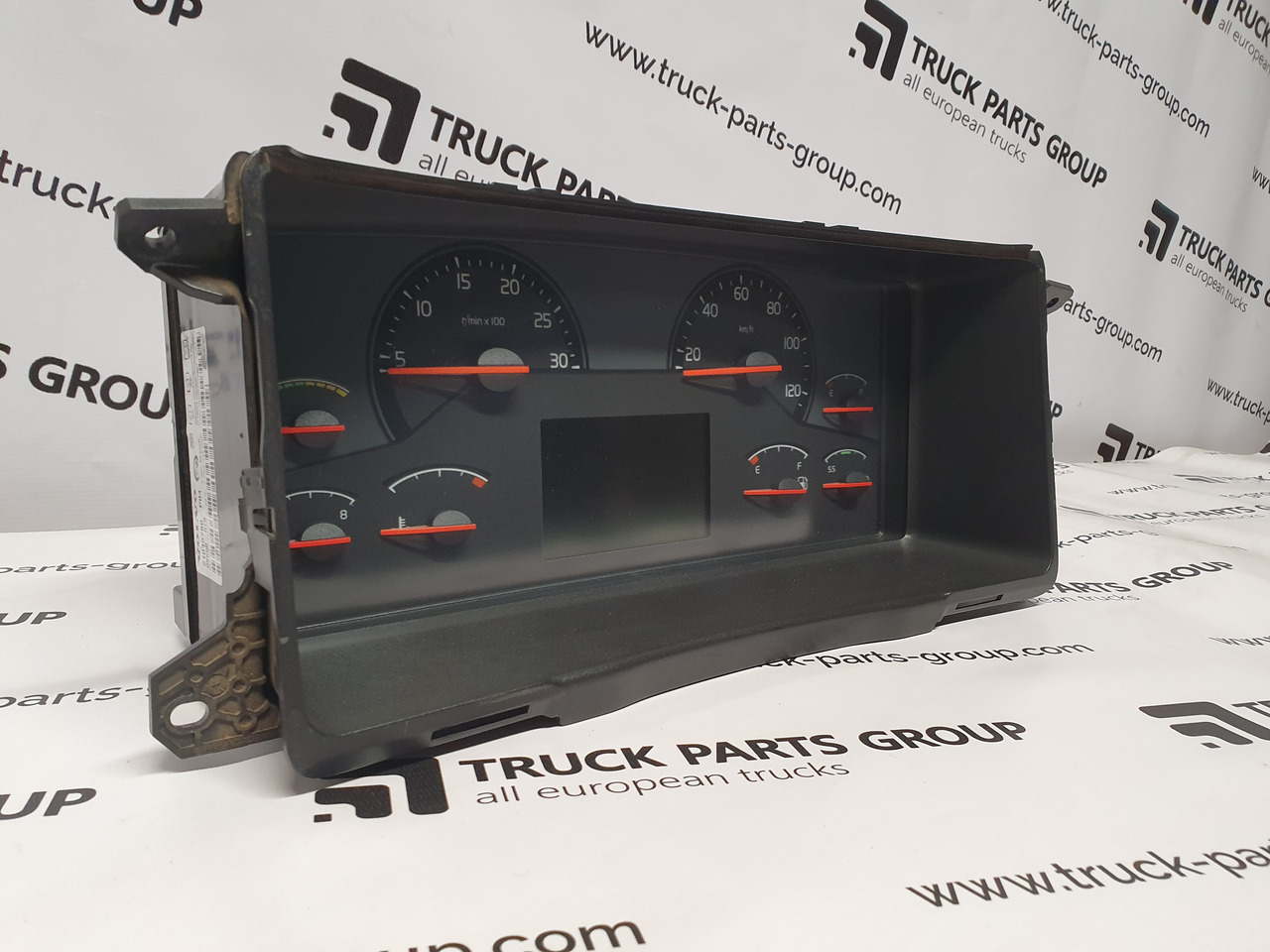VOLVO FH13, EURO5 instrument cluster, combination kit, instrument panel dashboard - Salpicadero para Camión: foto 2 VOLVO FH13, EURO5 instrument cluster, combination kit, instrument panel dashboard - Salpicadero para Camión: foto 2
