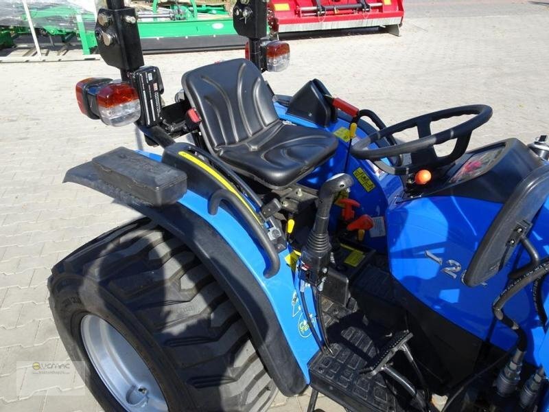 Solis Solis 26 26PS NEU Traktor Schlepper Frontlader Industrie NEU - Mini tractor: foto 5 Solis Solis 26 26PS NEU Traktor Schlepper Frontlader Industrie NEU - Mini tractor: foto 5
