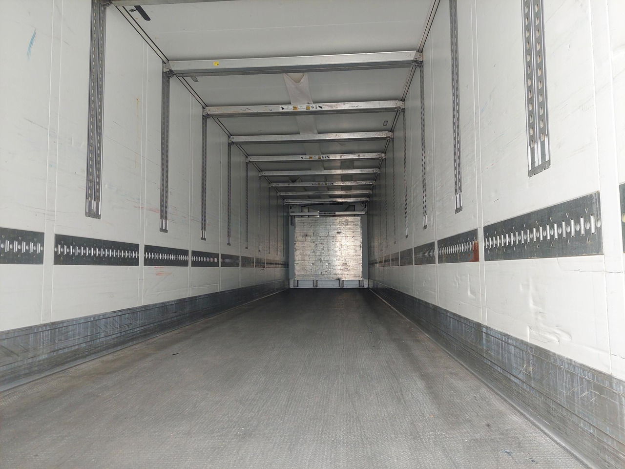 Semirremolque frigorífico 2018 Schmitz Cargobull SKO Double Deck FP 60 ThermoKing SLXi 300 Lifting Axle: foto 7