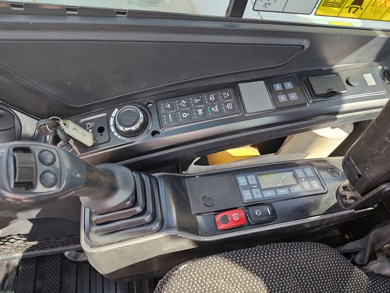 Excavadora de ruedas Bobcat E57W: foto 8