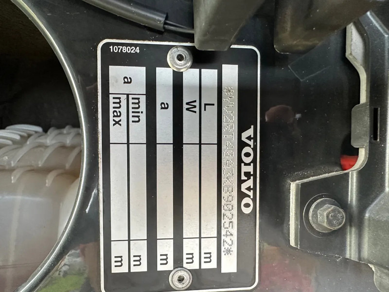 Volvo FH 500 / GLOBETROTTER / NL TRUCK / ALCOA / 2 TANK /TOP!! - Cabeza tractora: foto 5 Volvo FH 500 / GLOBETROTTER / NL TRUCK / ALCOA / 2 TANK /TOP!! - Cabeza tractora: foto 5