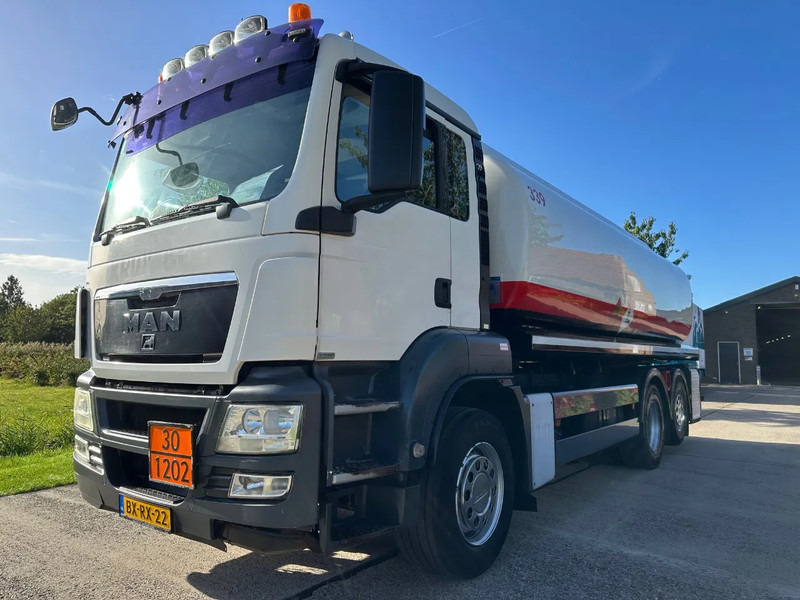 MAN TGS 26.360 / NL TRUCK / EURO 5 / 6x2 / LENK-LIFT / DIJSEL 5 COMP. 23,2 m3 / AUTOMATIC - Camión cisterna: foto 1 MAN TGS 26.360 / NL TRUCK / EURO 5 / 6x2 / LENK-LIFT / DIJSEL 5 COMP. 23,2 m3 / AUTOMATIC - Camión cisterna: foto 1